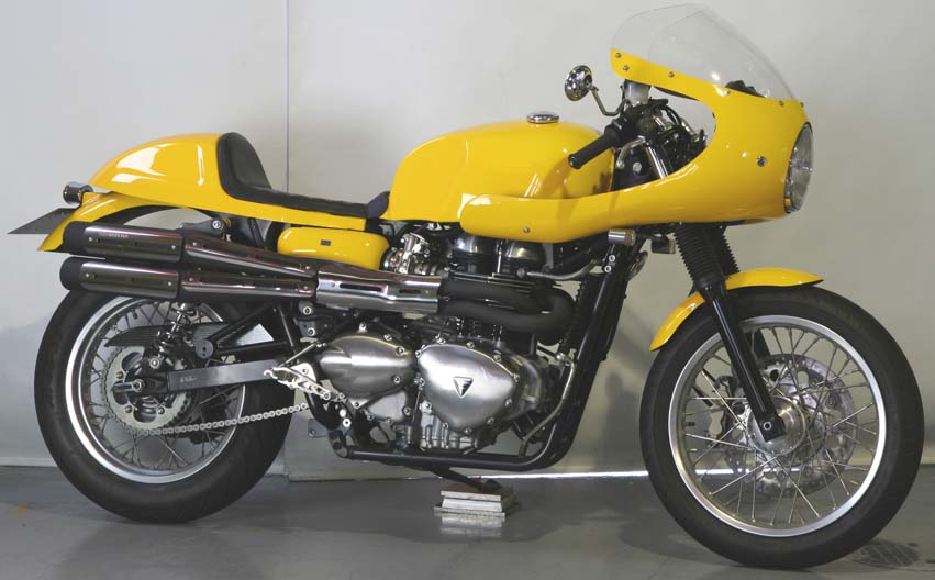 Triumph thruxton 900 clearance half fairing